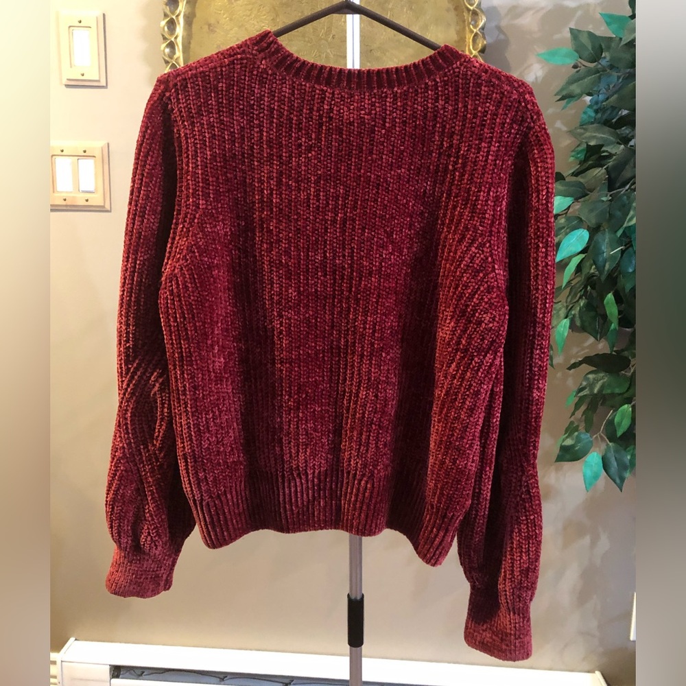 Sweater - Picture 2 of 3